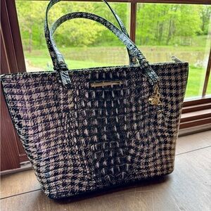 Brahmin Houndstooth Medium Asher